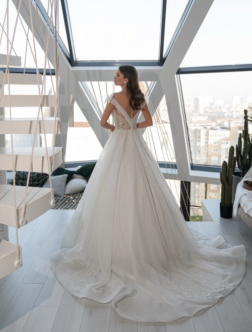https://elisebride.ro/images/stories/virtuemart/product/ANABELLE              (2).jpg